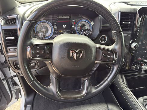 Used 2022 RAM 1500 Limited AWD/4WD image 17