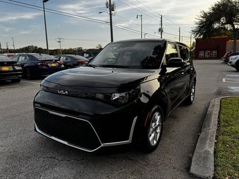 Used 2024 Kia Soul LX w/ Option Group 015 image 4