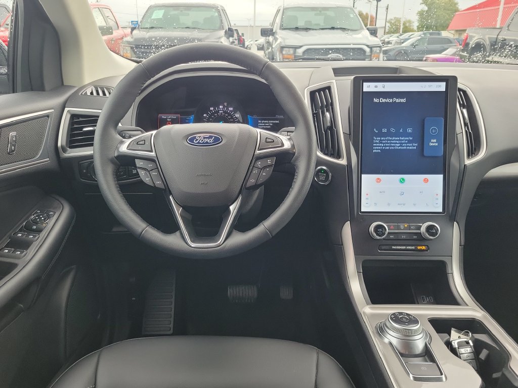 Certified 2024 Ford Edge SEL w/ Convenience Package AWD/4WD image 12