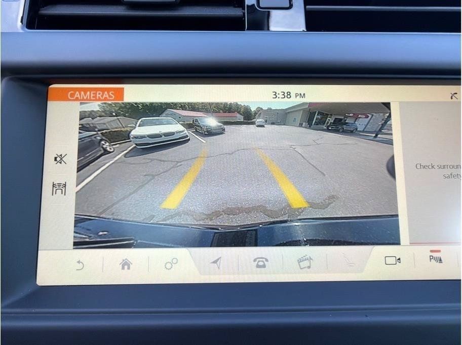 Used 2019 Land Rover Discovery SE AWD/4WD image 25