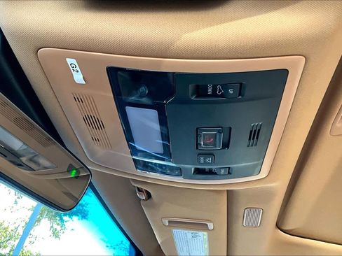 Used 2022 Lexus ES 350 w/ Premium Package image 31