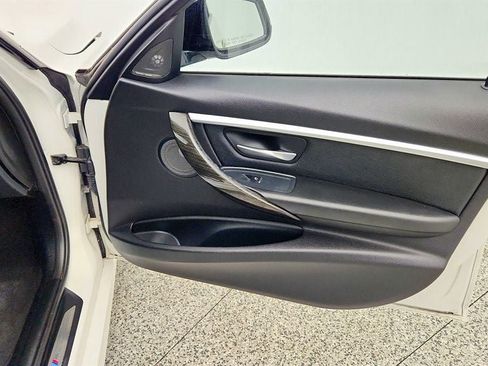 Used 2016 BMW 340i Sedan RWD image 26
