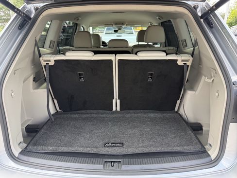 Used 2024 Volkswagen Atlas SE FWD image 31