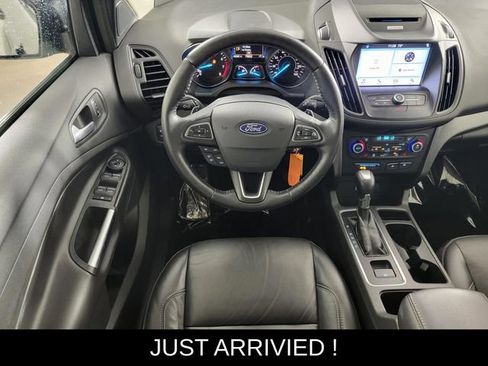 Used 2017 Ford Escape SE w/ SE Leather Comfort Package FWD image 24