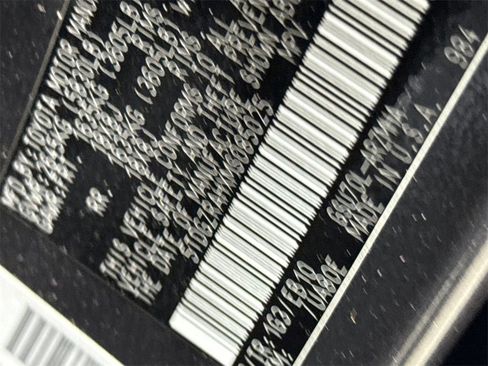 Used 2021 Toyota Highlander XLE image 28