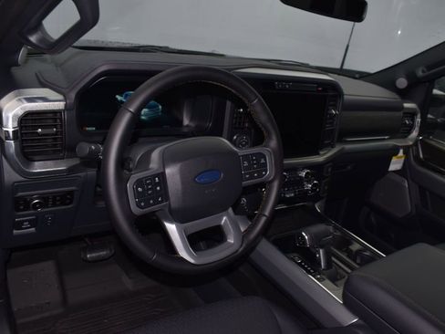 Used 2025 Ford F150 Lariat w/ Equipment Group 502A High AWD/4WD image 21