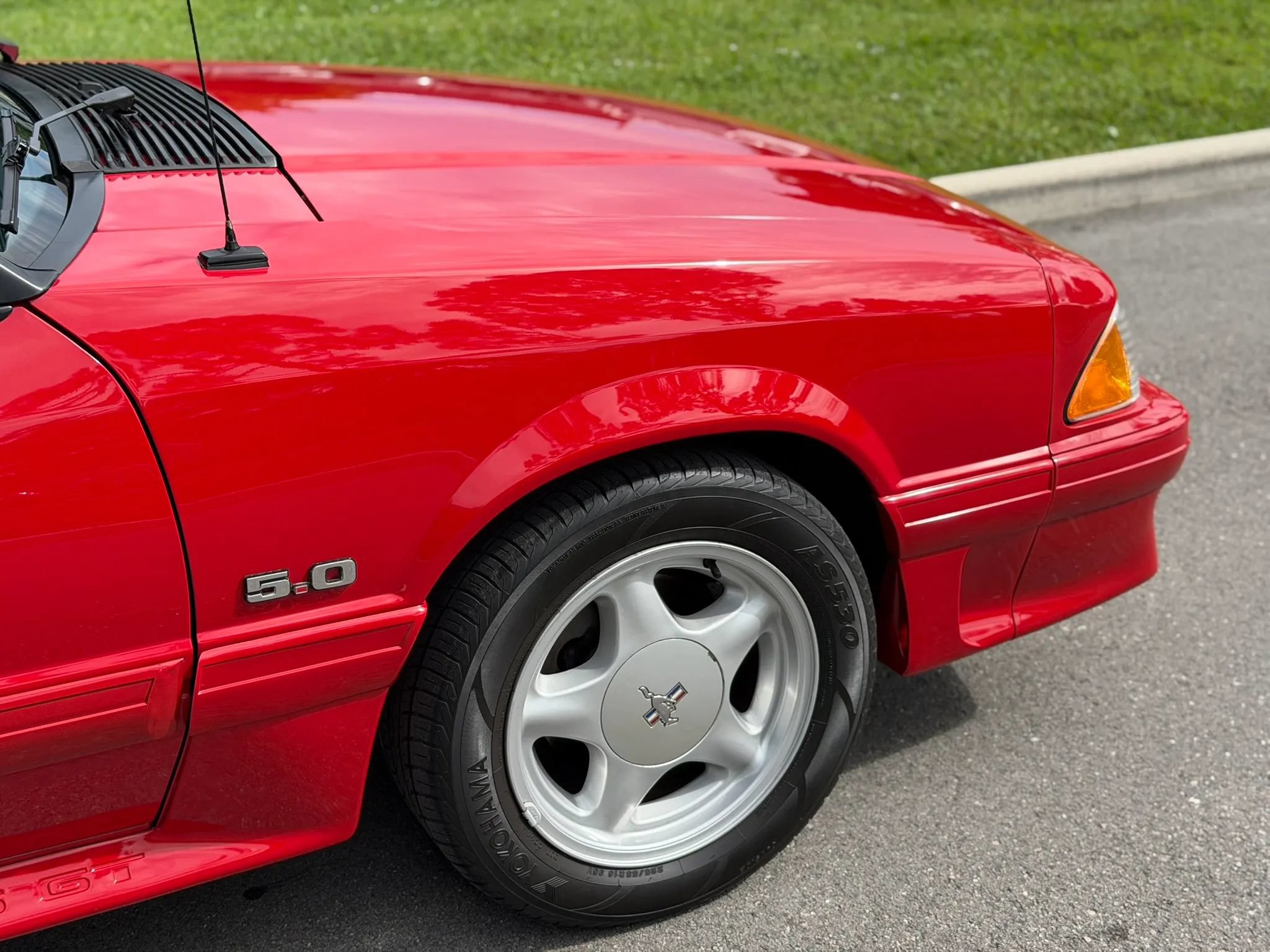 Used 1993 Ford Mustang GT RWD image 41
