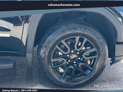 Used 2024 GMC Sierra 1500 Elevation w/ LPO, Elevation Black Package AWD/4WD image 9