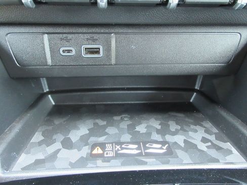 New 2026 Chevrolet Colorado LT w/ LT Convenience Package AWD/4WD image 29