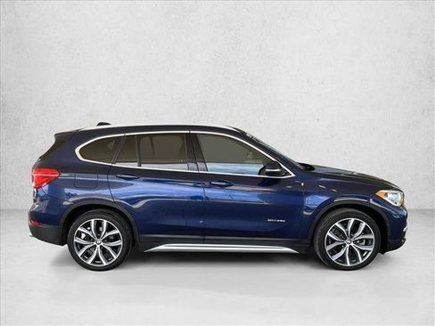 Used 2018 BMW X1 sDrive28i w/ Premium Package FWD image 4