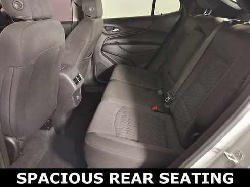 Used 2022 Chevrolet Equinox LT image 23