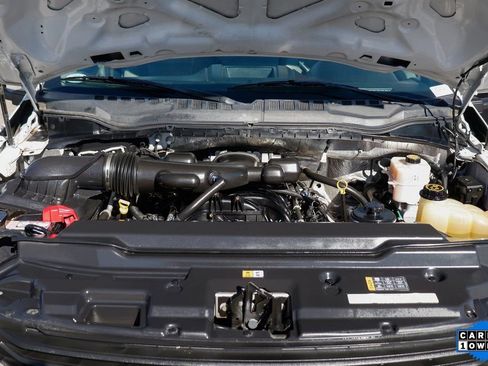 Used 2019 Ford F550 2WD Regular Cab Super Duty image 13