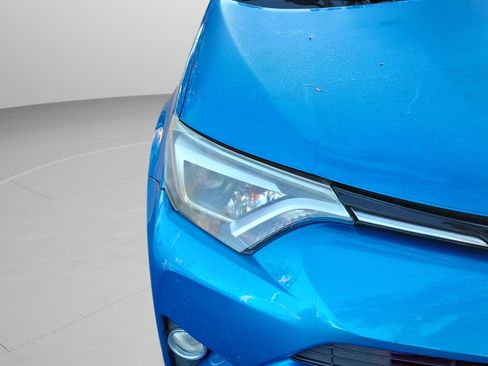 Used 2017 Toyota RAV4 Limited w/ All Weather Liner Package AWD/4WD image 12