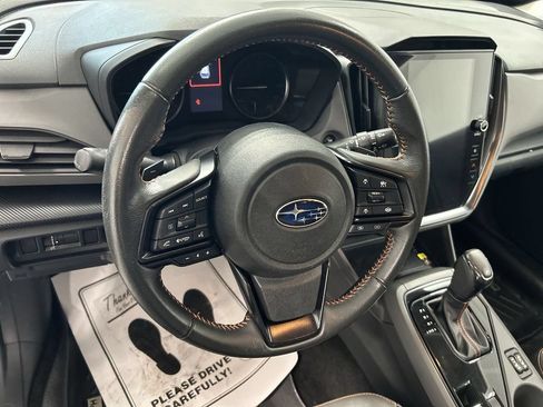 Used 2024 Subaru Crosstrek 2.5i Limited AWD/4WD image 4