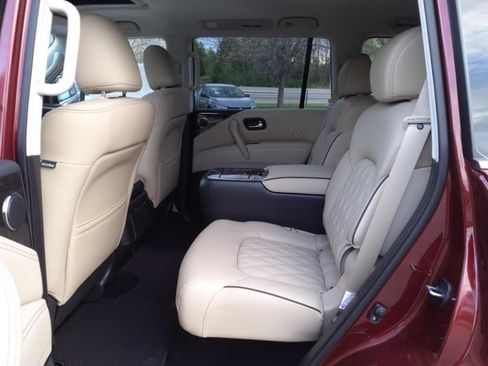 Certified 2024 Nissan Armada Platinum w/ Captain's Chairs Package RWD image 8