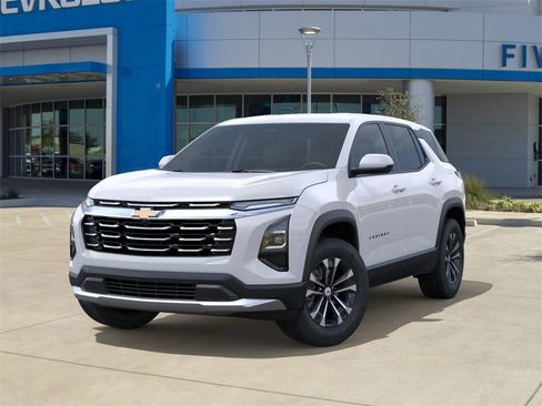 New 2026 Chevrolet Equinox LT image 6