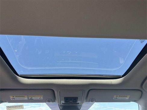 New 2026 Honda Pilot Touring image 17