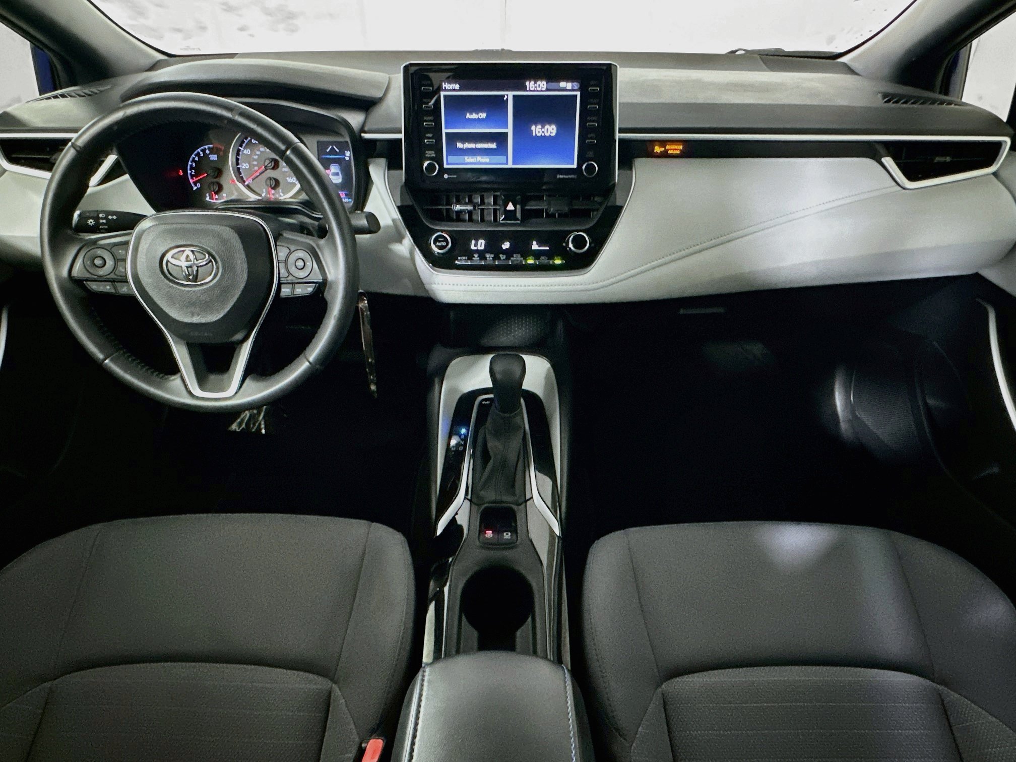 Used 2021 Toyota Corolla SE FWD image 26
