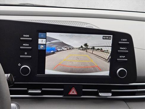 New 2026 Hyundai Elantra SEL Sport FWD image 18