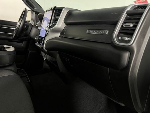 Used 2024 RAM 2500 Big Horn w/ Sport Appearance Package image 31
