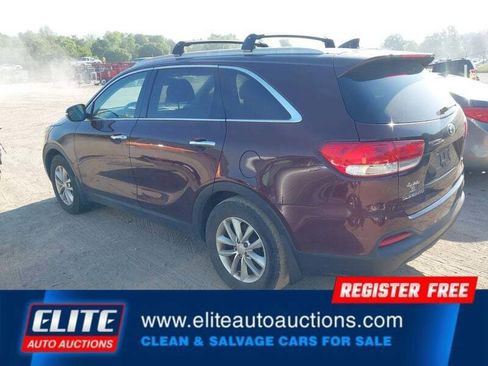 Used 2018 Kia Sorento FWD image 5