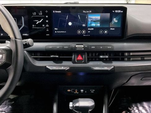 Used 2025 Kia K4 GT-Line w/ GT-Line Sunroof Package FWD image 6