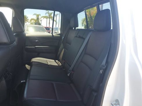 Certified 2021 Honda Ridgeline Black Edition image 13