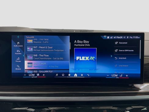 Used 2024 BMW X5 sDrive40i w/ Premium Package image 11