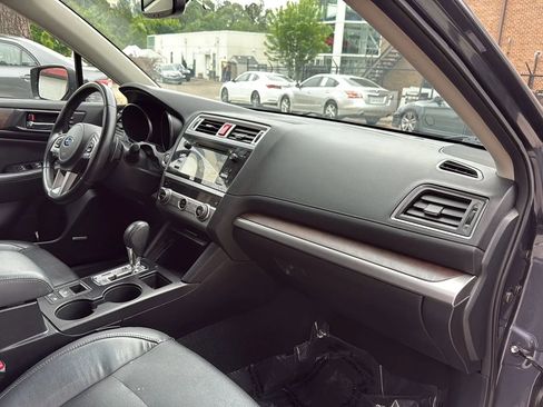 Used 2015 Subaru Outback 2.5i Limited AWD/4WD image 22