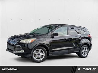 Used 2016 Ford Escape SE image 1