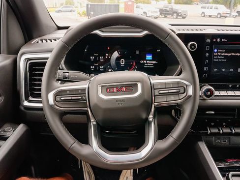New 2026 GMC Canyon Elevation RWD image 17