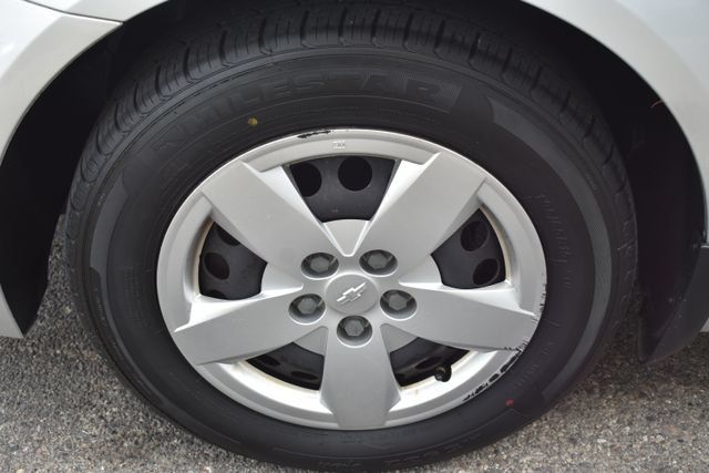 Used 2014 Chevrolet Sonic LS FWD image 37