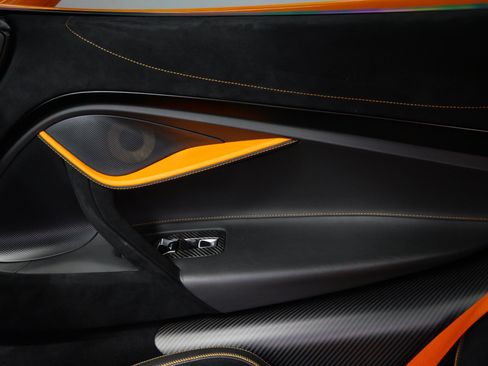 Used 2022 McLaren 720S Performance RWD image 29