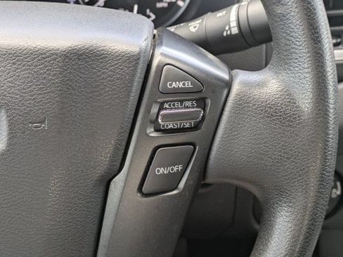 Used 2023 Nissan Frontier SV AWD/4WD image 26