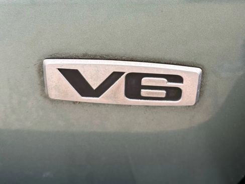 Used 2005 Kia Sportage EX image 36