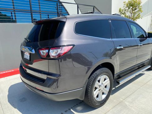 Used 2014 Chevrolet Traverse LT w/ LPO, 'HIT The Road' Package FWD image 17