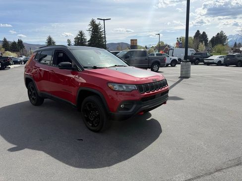 Used 2023 Jeep Compass Trailhawk AWD/4WD image 8