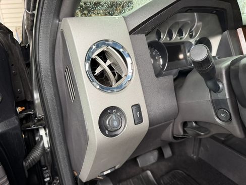Used 2012 Ford F250 Lariat AWD/4WD image 11