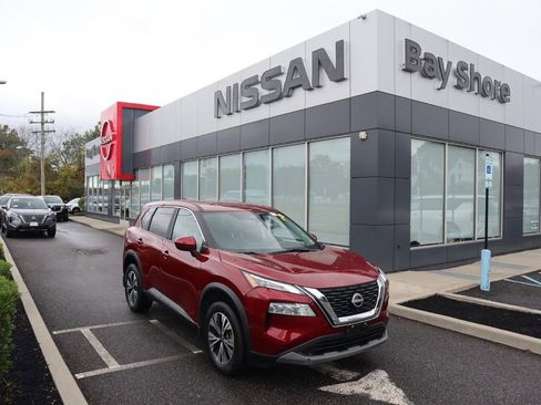 Certified 2023 Nissan Rogue SV image 2