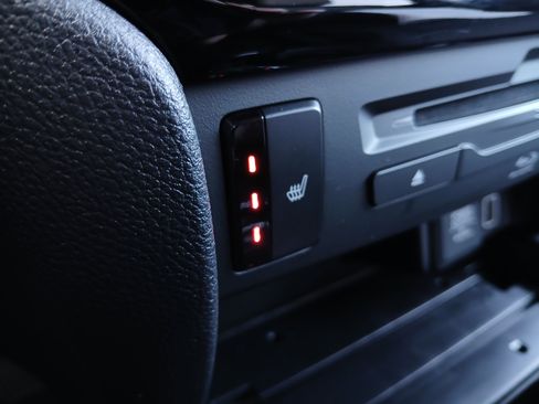 Used 2020 Honda Pilot Touring image 12