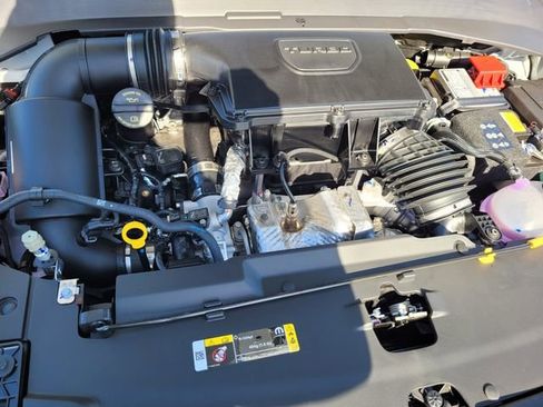 New 2026 Jeep Compass Latitude image 17