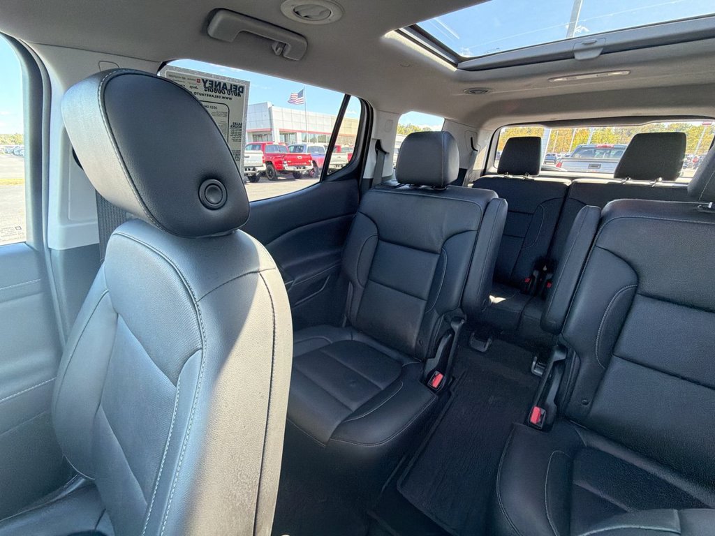 Used 2022 GMC Acadia SLT w/ Elevation Edition AWD/4WD image 12