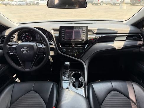 Used 2024 Toyota Camry SE FWD image 16