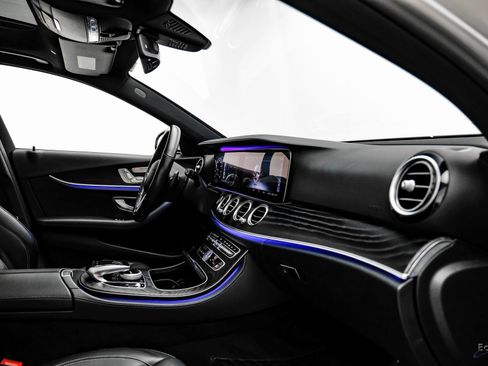 Used 2020 Mercedes-Benz E 350 4MATIC Sedan w/ Parking Assistance Package image 42