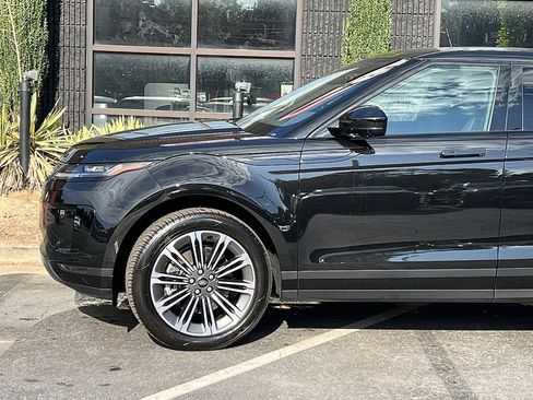 Used 2025 Land Rover Range Rover Evoque S image 10