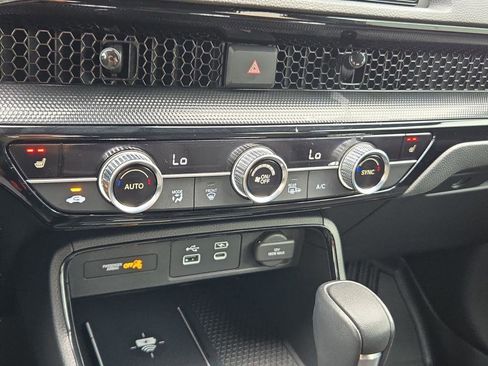 Used 2025 Honda CR-V Sport Touring image 34