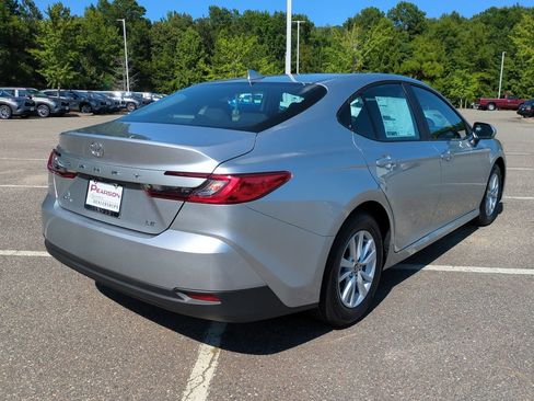 New 2026 Toyota Camry LE FWD image 4