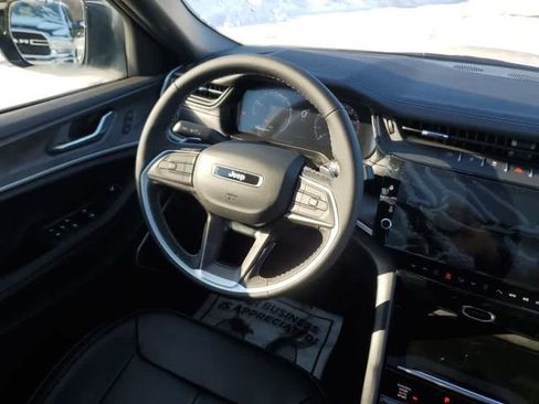 New 2026 Jeep Grand Cherokee Limited AWD/4WD image 18
