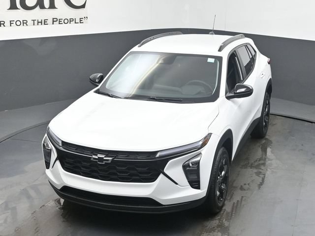 New 2026 Chevrolet Trax LT w/ Driver Confidence Package FWD image 24
