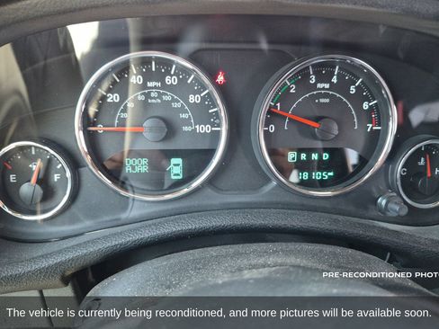 Used 2018 Jeep Wrangler Unlimited Sport AWD/4WD image 16